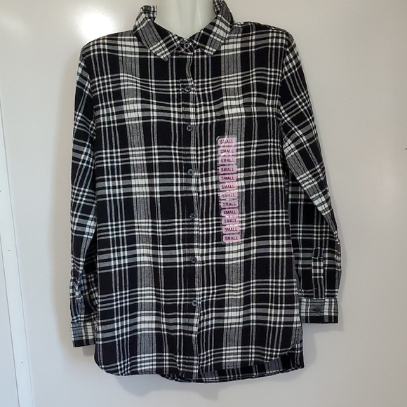 Black and White Plaid Button-Up Shirt - Picture 1 of 9